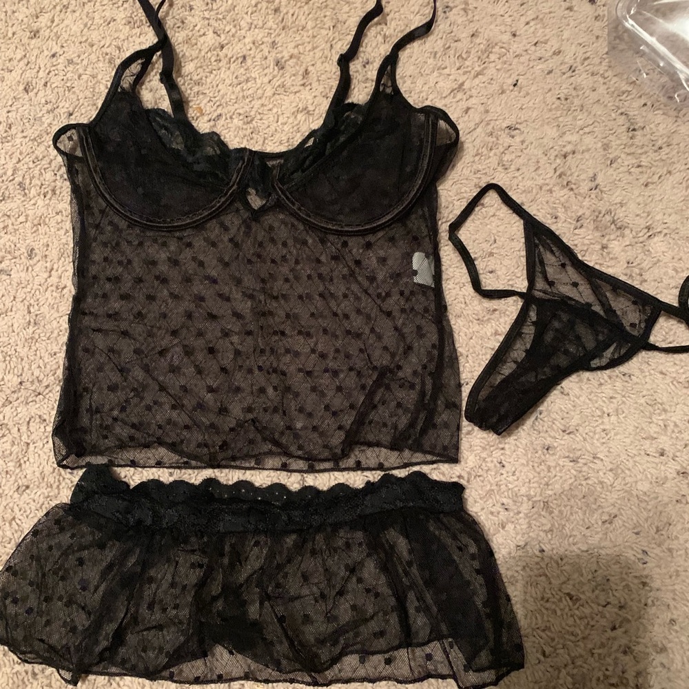 New Lingerie 3 Piece Set Gorgeous Small